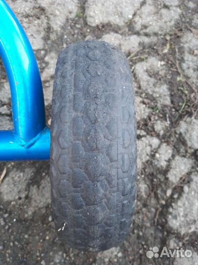 Детский трехколесный велосипед на запчасти