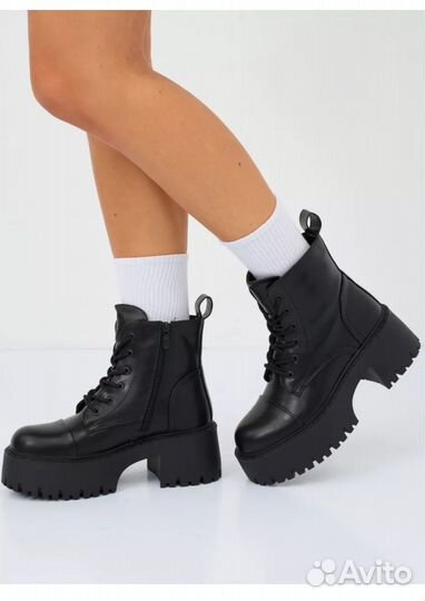 Ботинки зимние новые