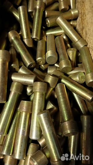 Шпилька 04.39.138(Т4 Алтаец)