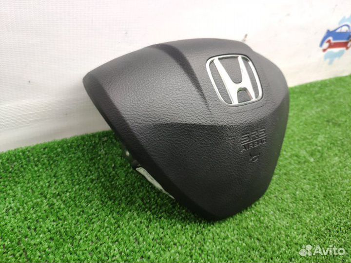 Подушка безопасности в руль Honda Civic 4D R18A1