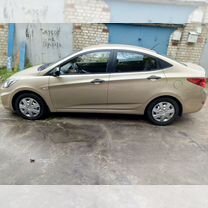 Hyundai Solaris 1.4 AT, 2011, 82 800 км, с пробегом, цена 1 040 000 руб.