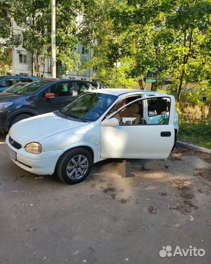 Opel Corsa 1.2 AT, 1999, 120 000 км