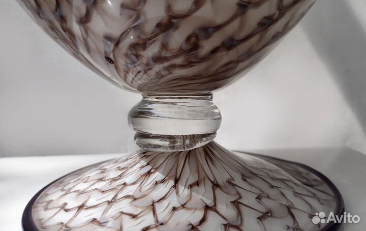 Ваза ручной работы из стекла