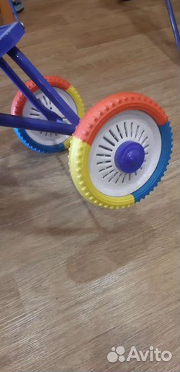 Детский трехколесный велосипед бу