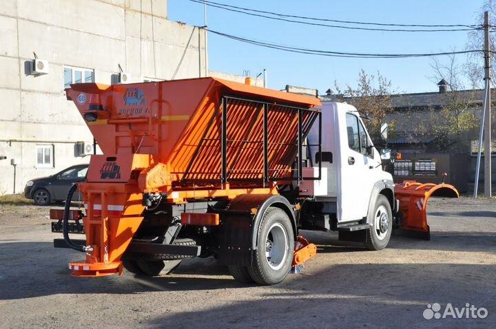 Комбинированная дорожная машина Газ-Next