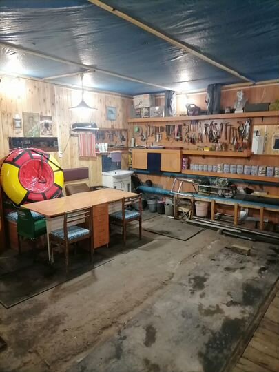 Гараж, > 30 м²