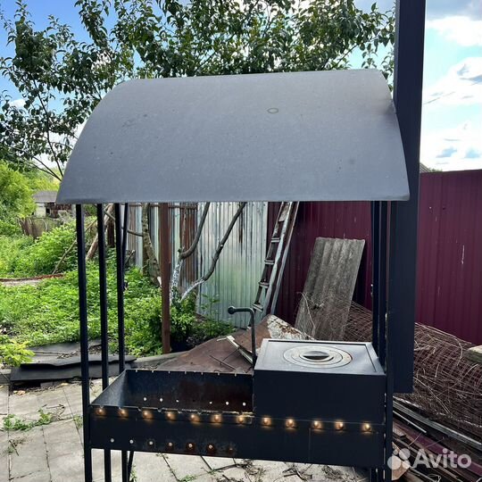 Мангал с печью под казан и крышей