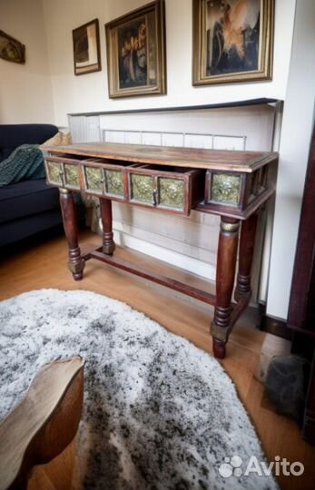 Консольный столик