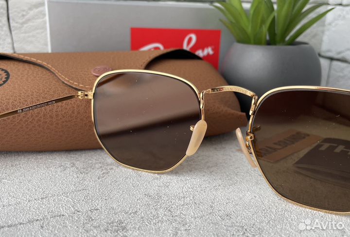 Солнцезащитные очки ray ban зеркальные