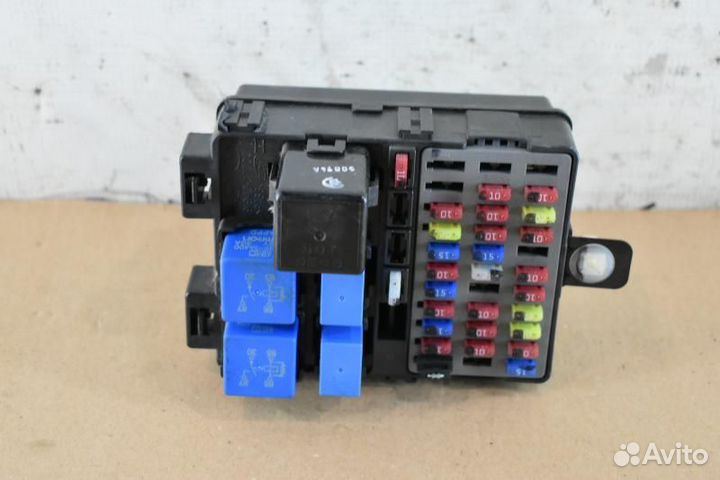 Блок предохранителей Kia Picanto 1 поколение G4HE