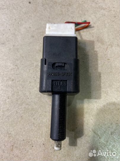 Концевик Nissan Bluebird Sylphy