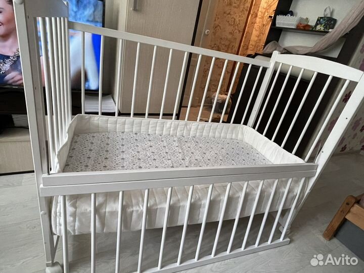 Детская кровать IKEA с матрасом