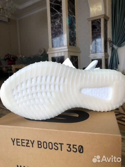 Кроссовки adidas easy буст 350