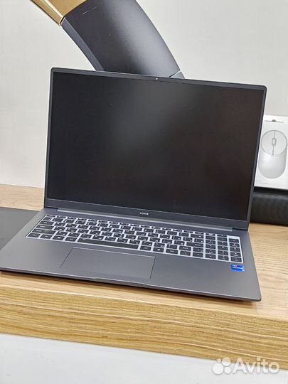 Honor MagicBook X16 2023 16/512Gb