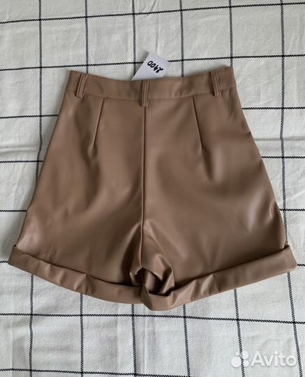 Шорты из эко кожи