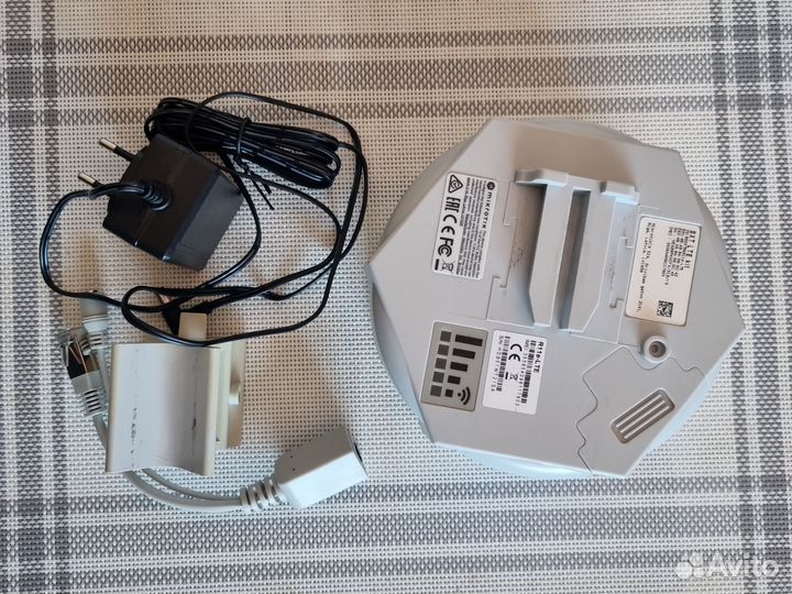 Маршрутизатор Mikrotik SXT LTE kit rbsxtr&R11e