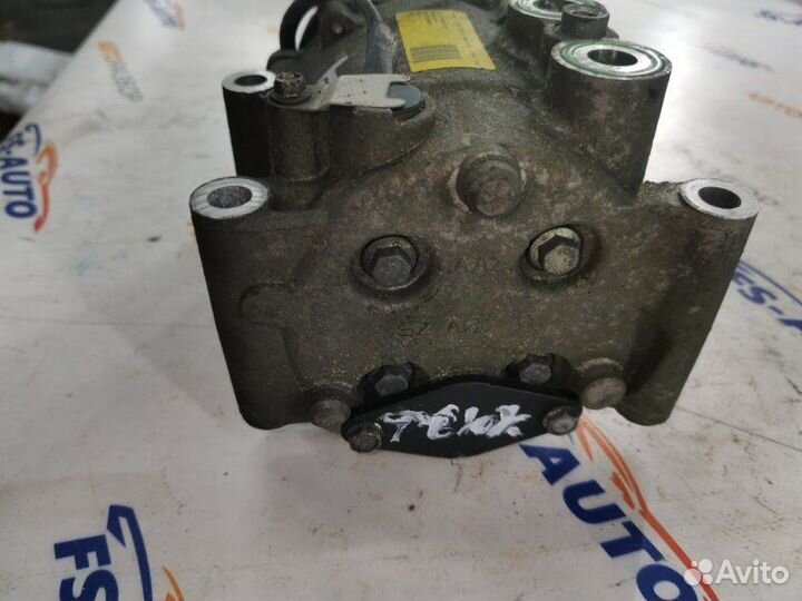 Компрессор кондиционера Ford Focus 2.0 16V