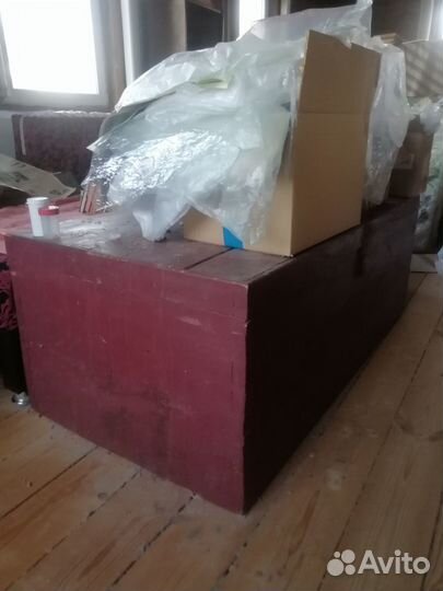 Сундук деревянный старинный