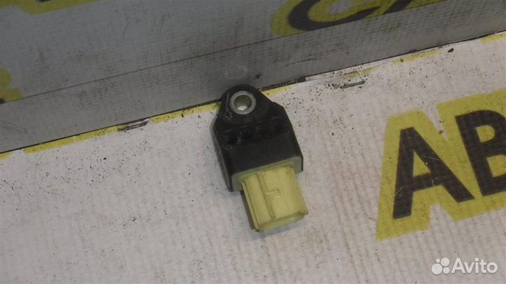 Датчик AIR BAG Toyota Camry XV40 2006-2011