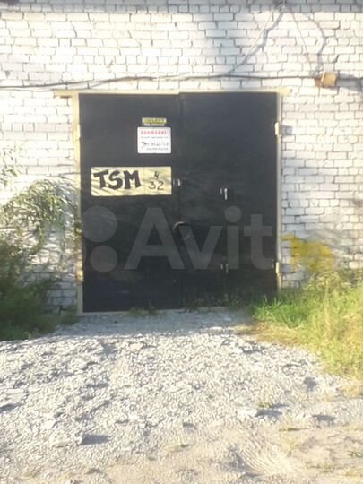Гараж, > 30 м²