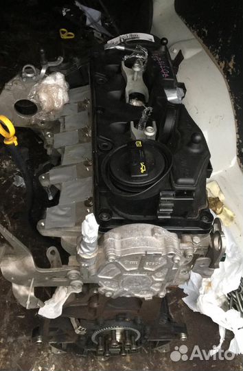 Двигатель Volkswagen 2.0 CAA