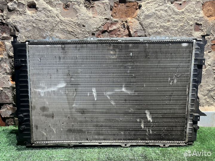 Радиатор основной Ауди 100С4 Audi 100C4 2.3