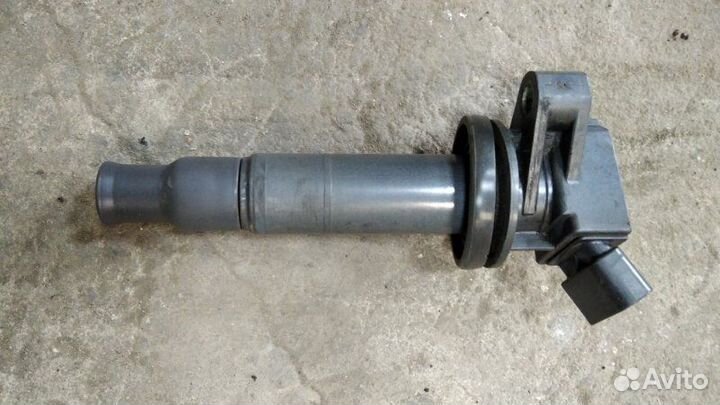 Катушка зажигания Toyota Avensis