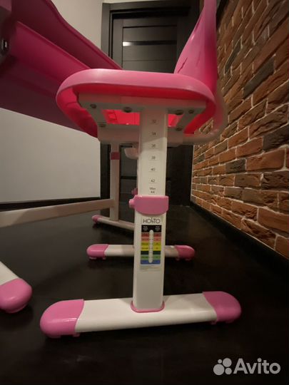 Растущая парта и стул holto