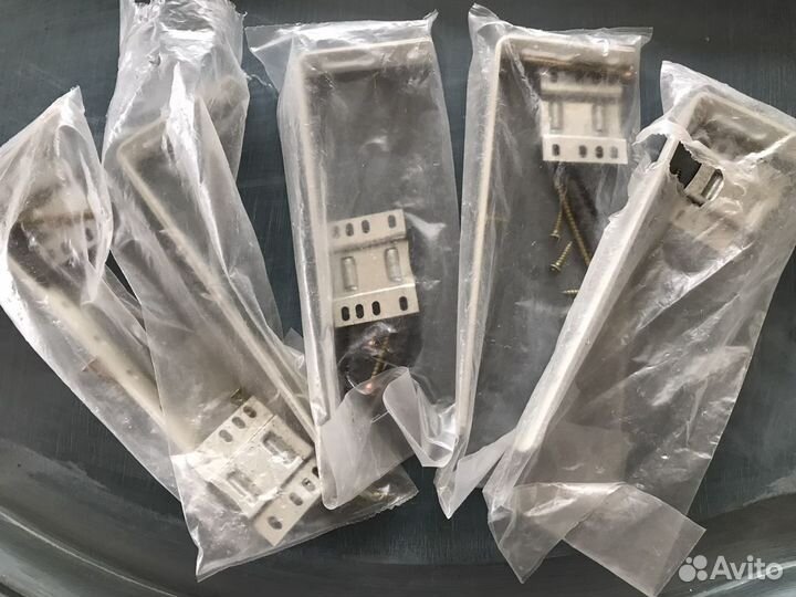 Кронштейн для карниза