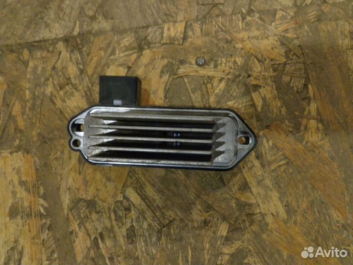 Mazda 3 Резистор печки салона под климат б/у