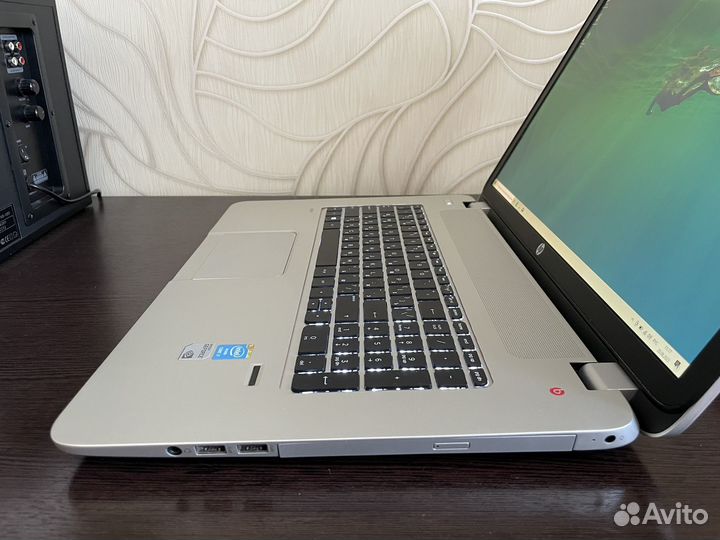 Ноутбук hp envy 17