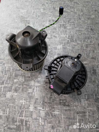 Моторчик заднего отопителя Додж караван 01-07