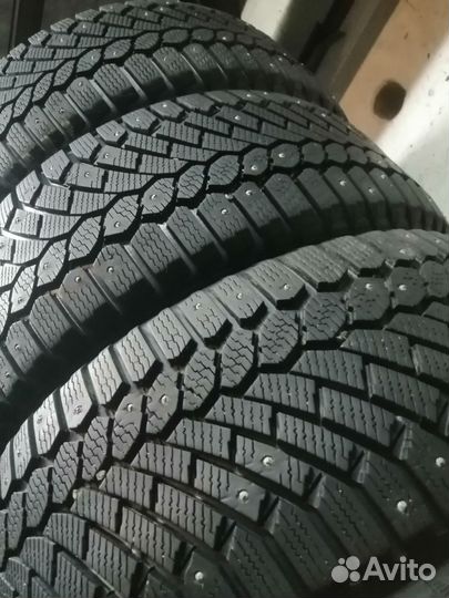 Gislaved Nord Frost 200 225/50 R17