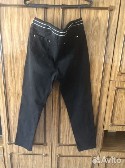 Джинсы женские