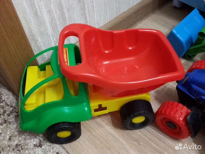 Развивающий автомобиль