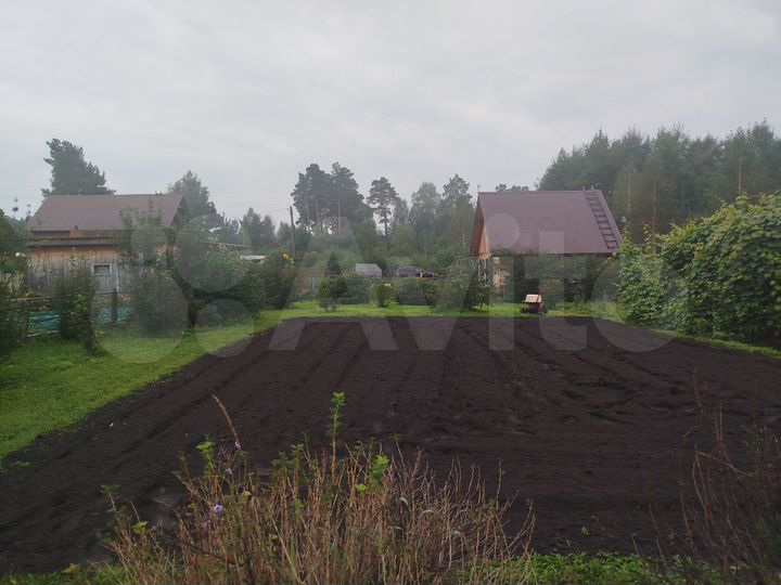 Дом 63 м² на участке 9,3 сот.