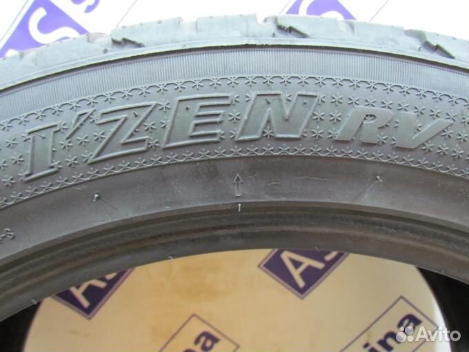 Kumho I'Zen RV Asymmetric 275/45 R20 93Q