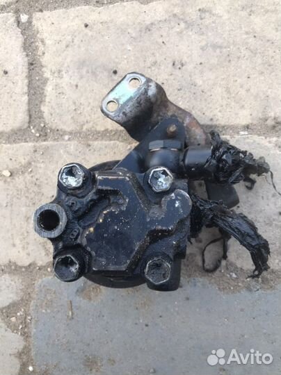 Насос гур Ниссан Максима А33 3.0 бензин