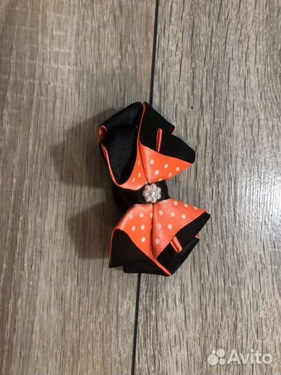 Бант и браслет