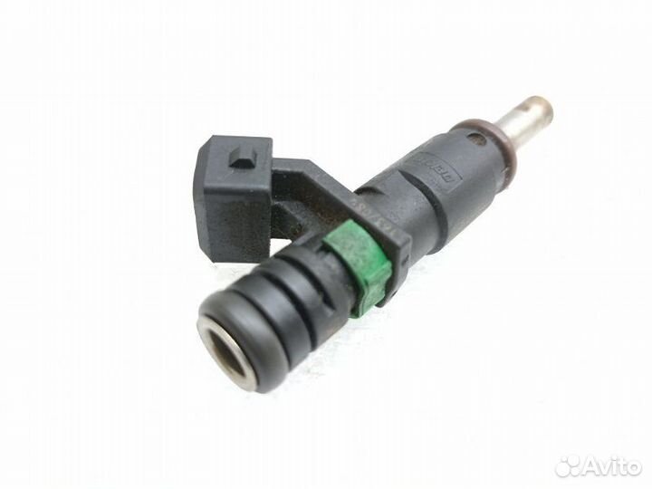 Форсунка топливная Bmw 3-Series E90