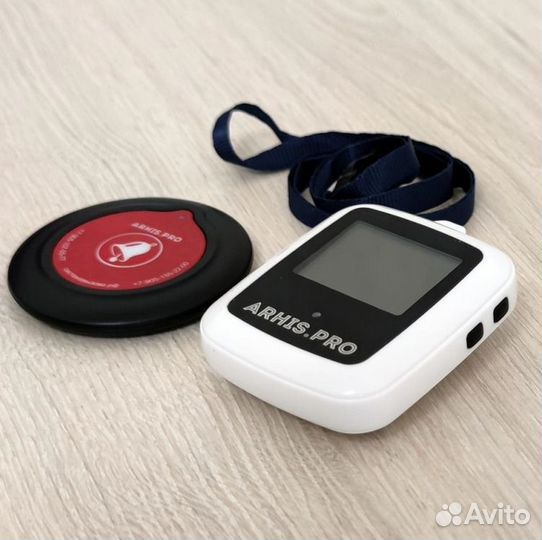 Система вызова персонала кнопка и часы комплект