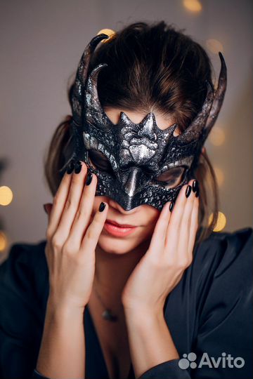 Маска карнавальная