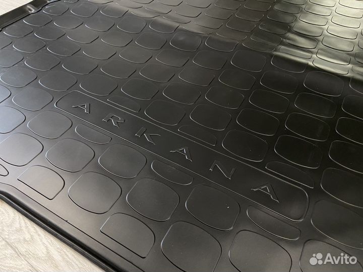 Оригинальный ковер багажника Renault Arkana 4x4