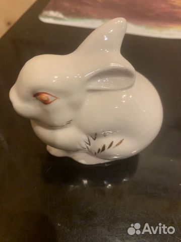 Фигурка заяц