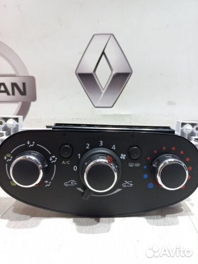 Блок управления печкой печки Renault duster