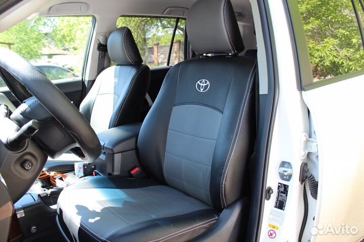 Автомобильные чехлы комплект из экокожи Авточехлы