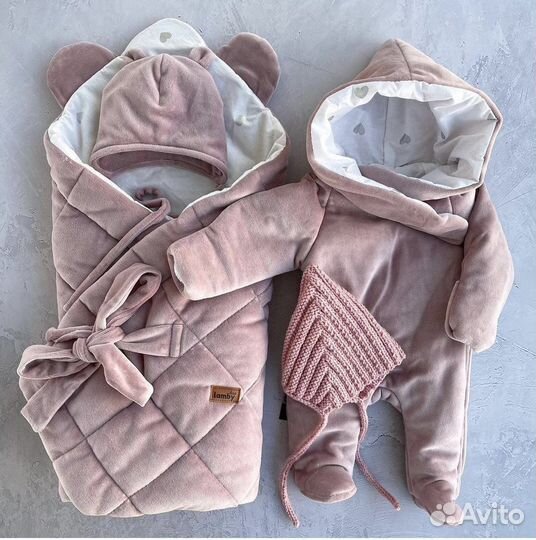 Стильный комплект на выписку