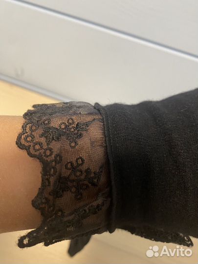 Нарядные шерстяные новые перчатки