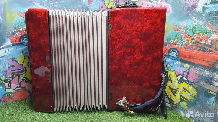 Аккордеон Royal Standard Montana