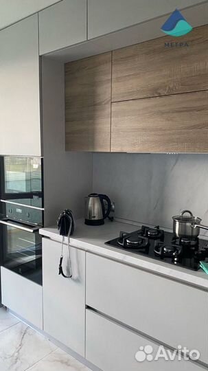 Кухонные гарнитуры, нестандартная кухня на заказ